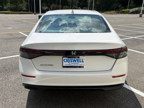 Certified 2024 Honda Accord EX image 6