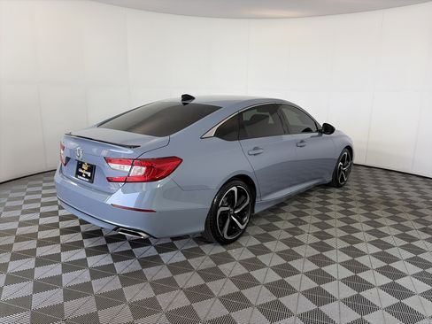 Used 2022 Honda Accord Sport image 10