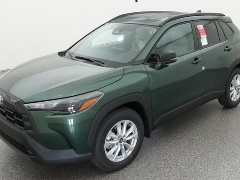 New 2026 Toyota Corolla Cross LE image 30