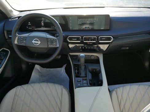 New 2026 Nissan Sentra SL w/ Floor Mat Package image 7