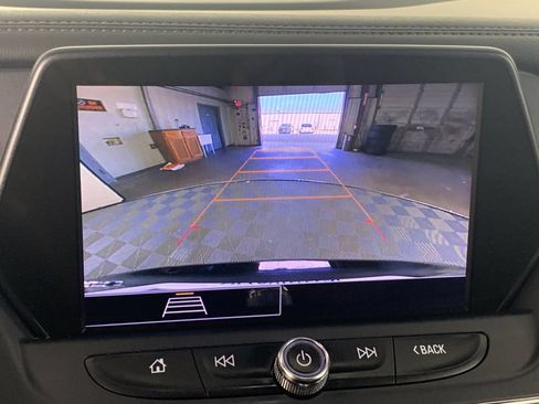 Used 2022 Chevrolet Blazer LT FWD image 25