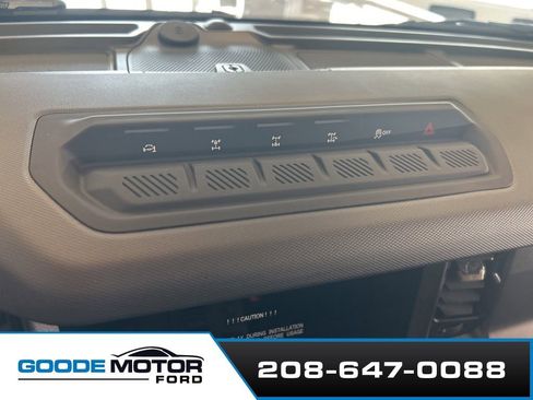 New 2026 Ford Bronco Badlands image 13