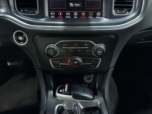 Used 2018 Dodge Charger GT AWD/4WD image 21