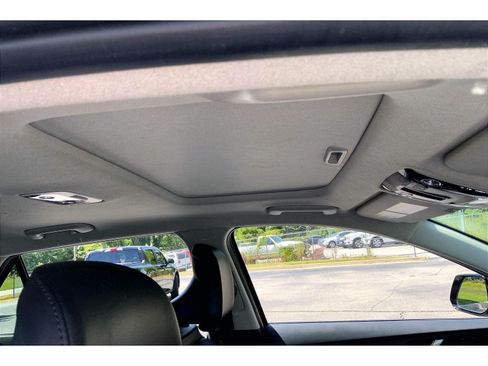 Used 2023 Kia Niro SX Touring FWD image 20