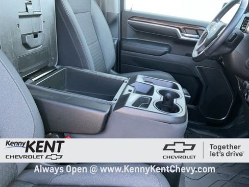 Used 2022 Chevrolet Silverado 1500 LT w/ Protection Package image 19