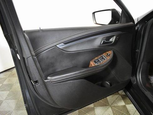 Used 2014 Chevrolet Impala LT image 5