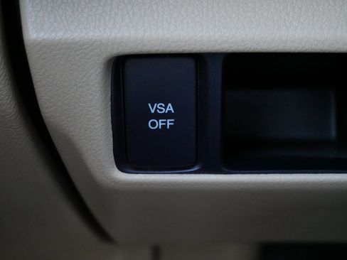 Used 2010 Honda Accord EX-L image 27