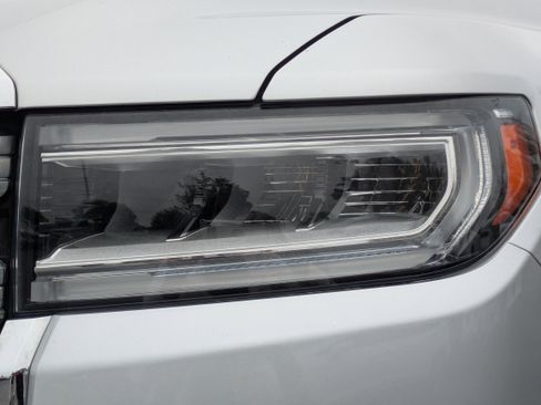 Used 2020 GMC Acadia SLT w/ LPO, Floor Liner Package image 33