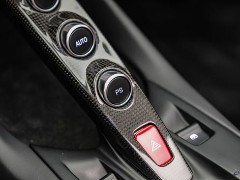 Used 2023 Ferrari 812 GTS RWD image 74