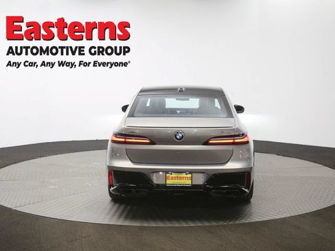 Used 2023 BMW 760i xDrive w/ Executive Package AWD/4WD image 42
