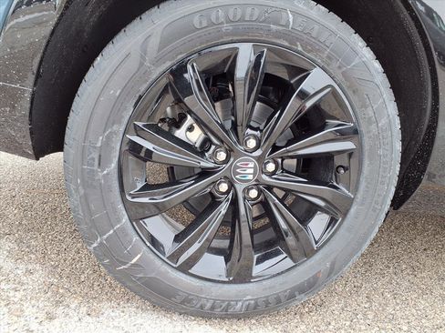 New 2026 Buick Envista Sport Touring image 24