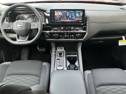 New 2026 Nissan Pathfinder SV image 10