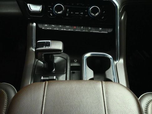 Used 2024 GMC Sierra 1500 Denali w/ Denali Reserve Package AWD/4WD image 36