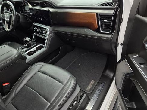 Used 2023 GMC Sierra 1500 Denali AWD/4WD image 7