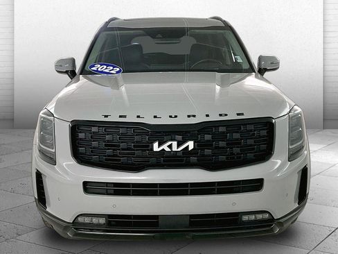 Used 2022 Kia Telluride SX w/ SX Prestige Package image 2