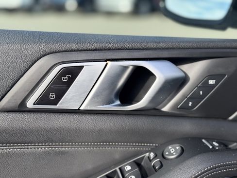 Used 2019 BMW X5 xDrive40i w/ Convenience Package image 24