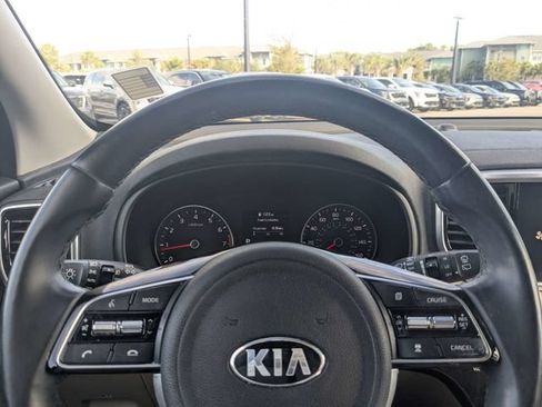 Used 2021 Kia Sportage EX w/ EX Technology Package FWD image 29