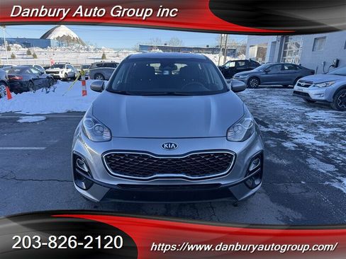 Used 2021 Kia Sportage LX image 2