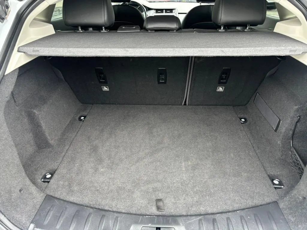 Used 2018 Jaguar E-PACE S AWD/4WD image 15