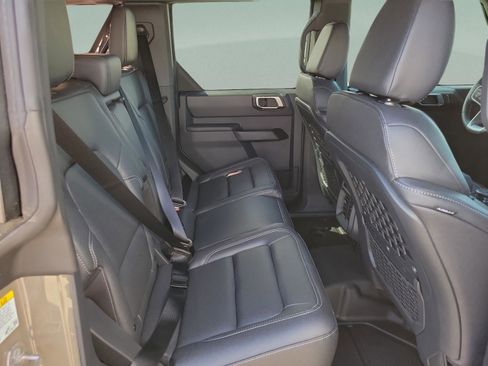 New 2025 Ford Bronco Big Bend w/ Black Diamond Package image 27