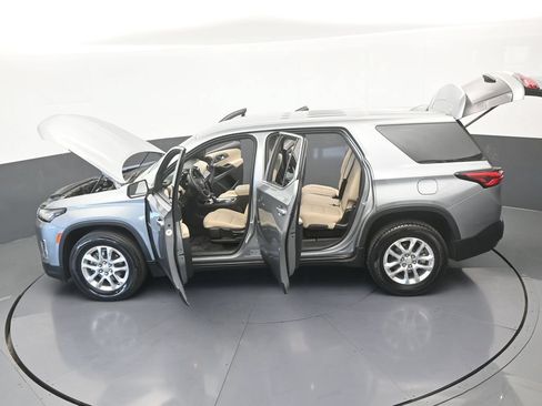 Used 2023 Chevrolet Traverse LS FWD image 61