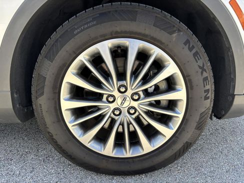 Used 2016 Lincoln MKX Select w/ Select Plus Package image 51