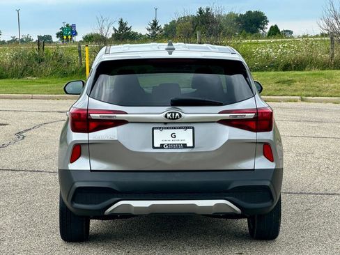 Used 2021 Kia Seltos LX image 5