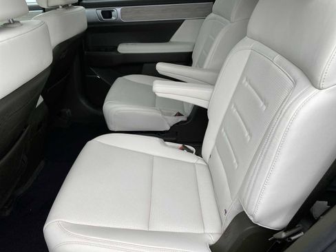 Used 2025 Hyundai Santa Fe Calligraphy image 30