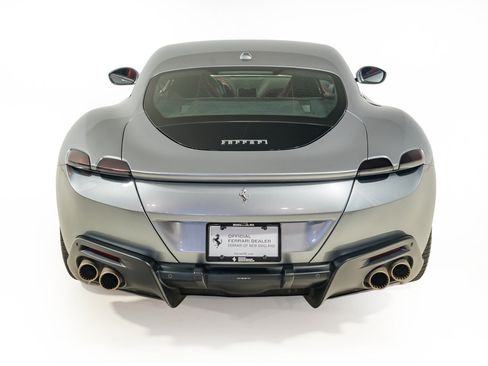 Certified 2022 Ferrari Roma RWD image 7