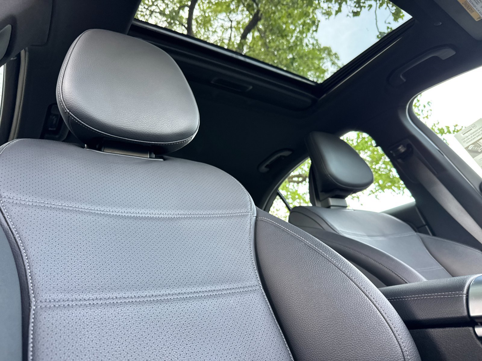 Used 2024 Mercedes-Benz C 300 Sedan image 15