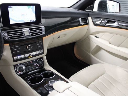 Used 2018 Mercedes-Benz CLS 550 image 23