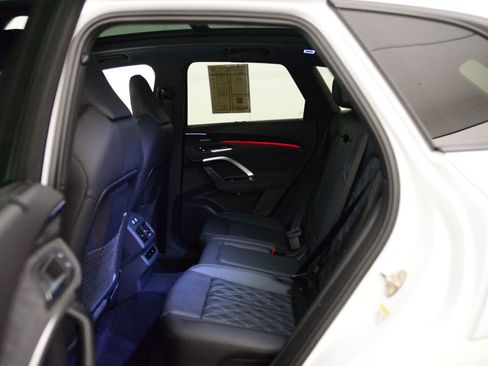New 2025 Audi SQ5 Premium Plus image 11