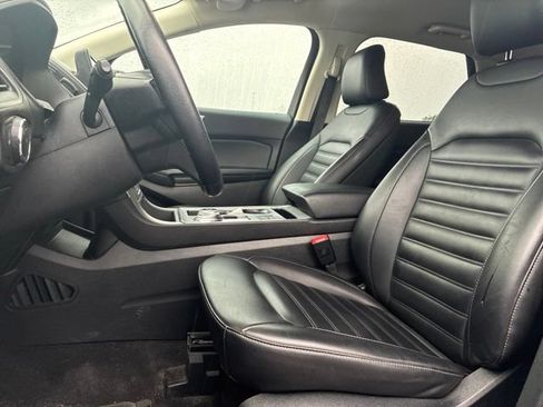 Used 2022 Ford Edge SEL w/ Convenience Package AWD/4WD image 9