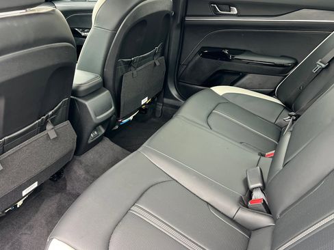 Certified 2025 Kia K5 GT-Line image 13