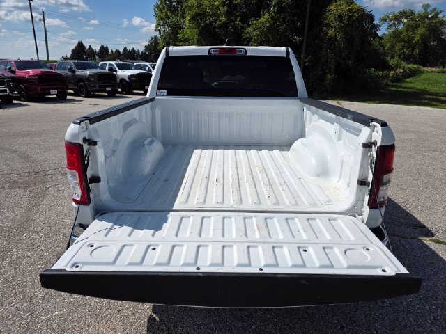 Used 2022 RAM 1500 Big Horn AWD/4WD image 12