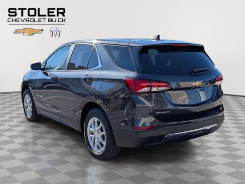 Used 2022 Chevrolet Equinox LT image 3