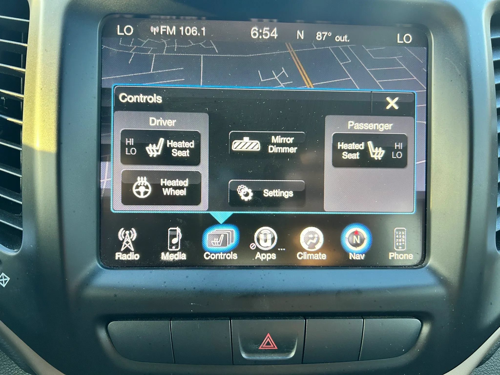 Used 2015 Jeep Cherokee Limited FWD image 24