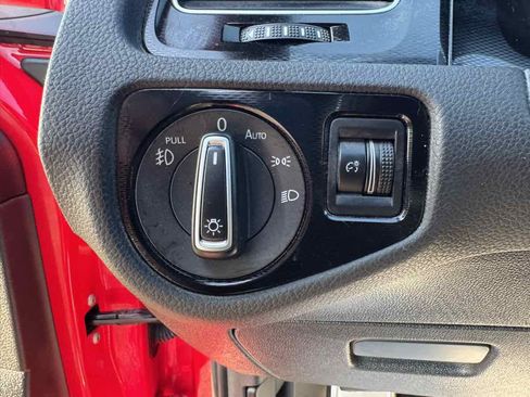 Used 2017 Volkswagen GTI Autobahn image 11