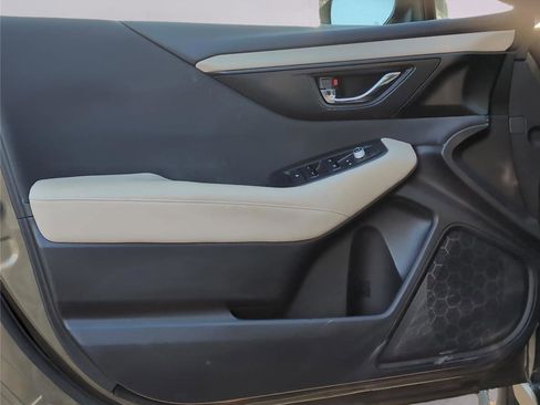 Used 2022 Subaru Outback Premium image 13