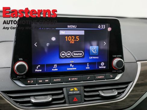 Used 2023 Nissan Altima 2.5 SV image 19