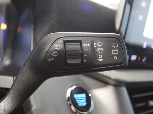 Used 2025 Ford Explorer Active image 13