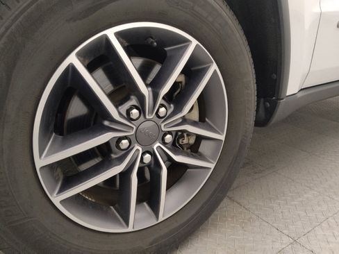 Used 2022 Jeep Grand Cherokee Limited RWD image 31