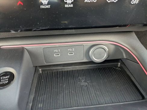 New 2026 Nissan Sentra SV w/ SV Convenience Package FWD image 17
