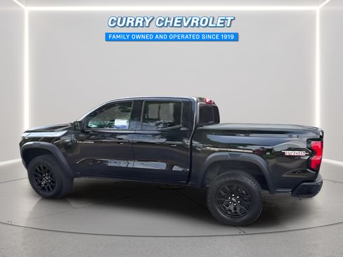 Used 2023 Chevrolet Colorado Trail Boss w/ Technology Package AWD/4WD image 10