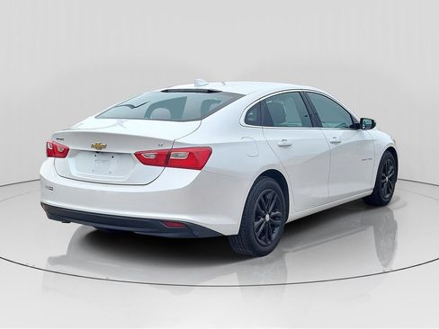 Used 2016 Chevrolet Malibu LT FWD image 4