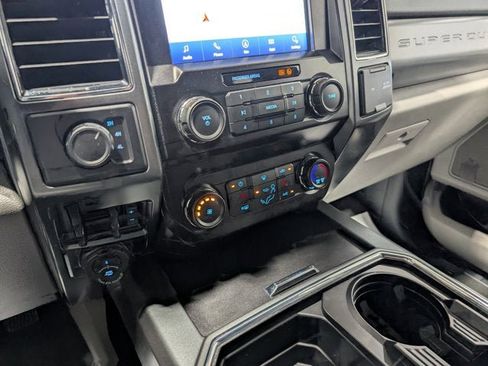 Used 2022 Ford F450 XLT w/ XLT Premium Package image 27