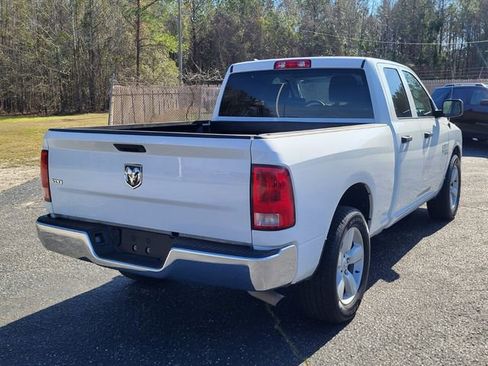 Used 2024 RAM 1500 Classic SLT image 2