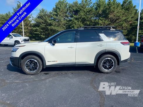 Used 2024 Nissan Pathfinder Rock Creek AWD/4WD image 5