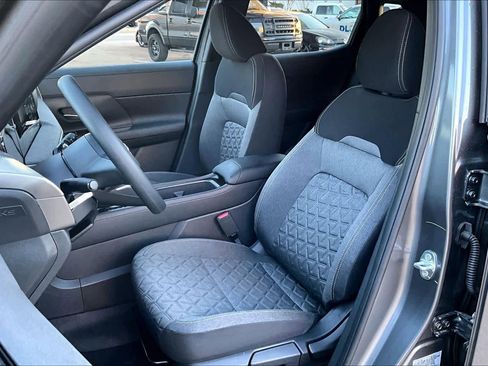 New 2026 Nissan Kicks SV image 9