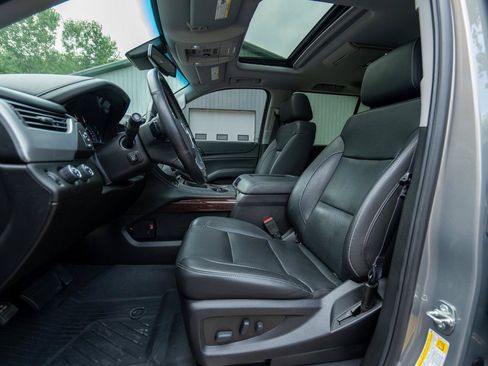 Used 2019 GMC Yukon XL SLT AWD/4WD image 13